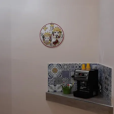 Bed & Breakfast Milazzo: La Porta Delle Eolie